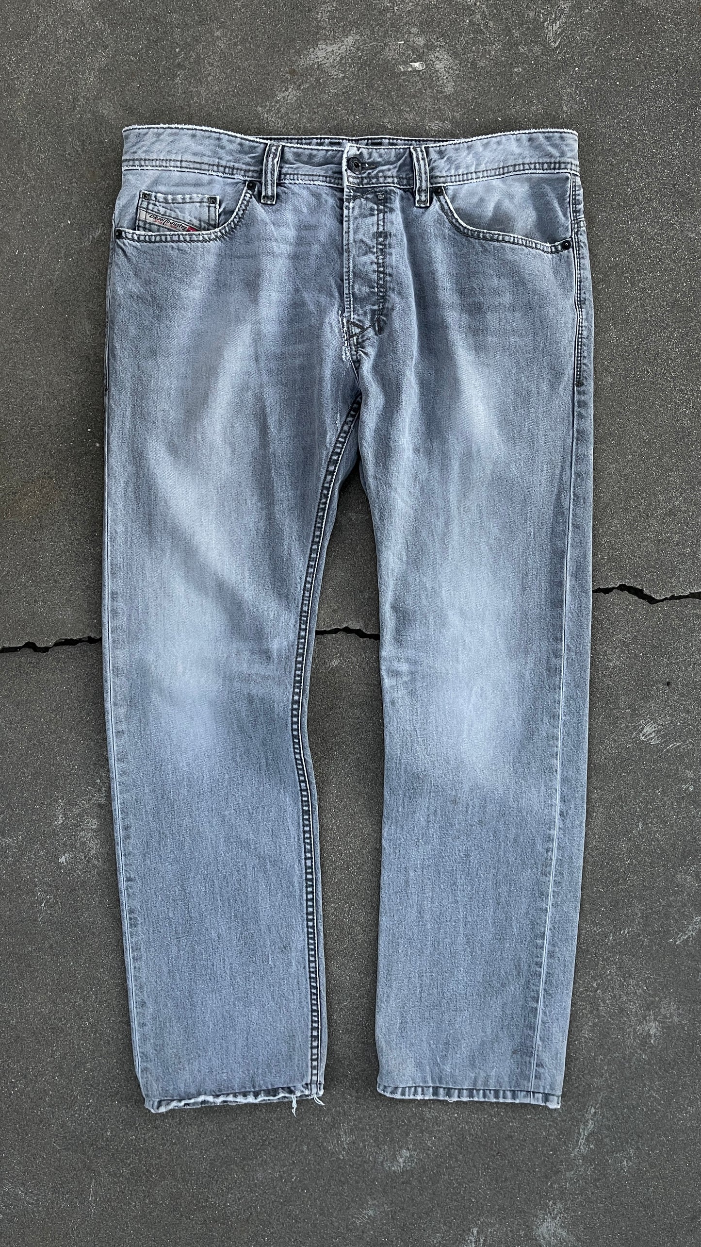 Diesel Jeans - Safado  Size: 37 x 32
